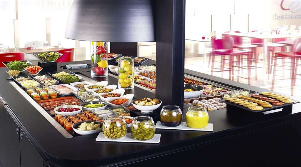 Kyriad Direct Strasbourg Ouest - Zénith Restaurante foto